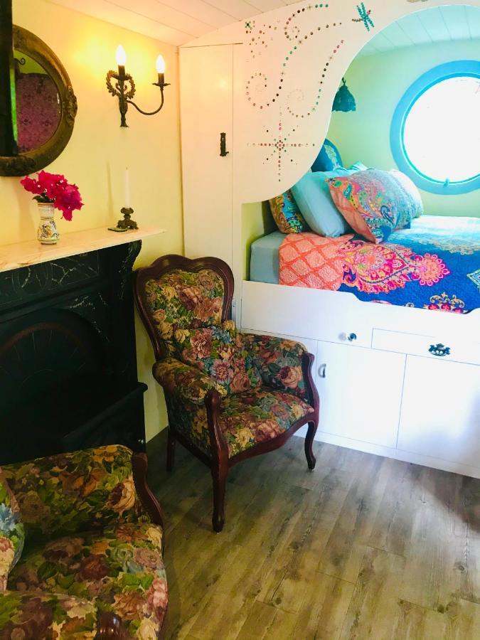 バリンガップThe Gypsy Rose Wagonアパートメント エクステリア 写真